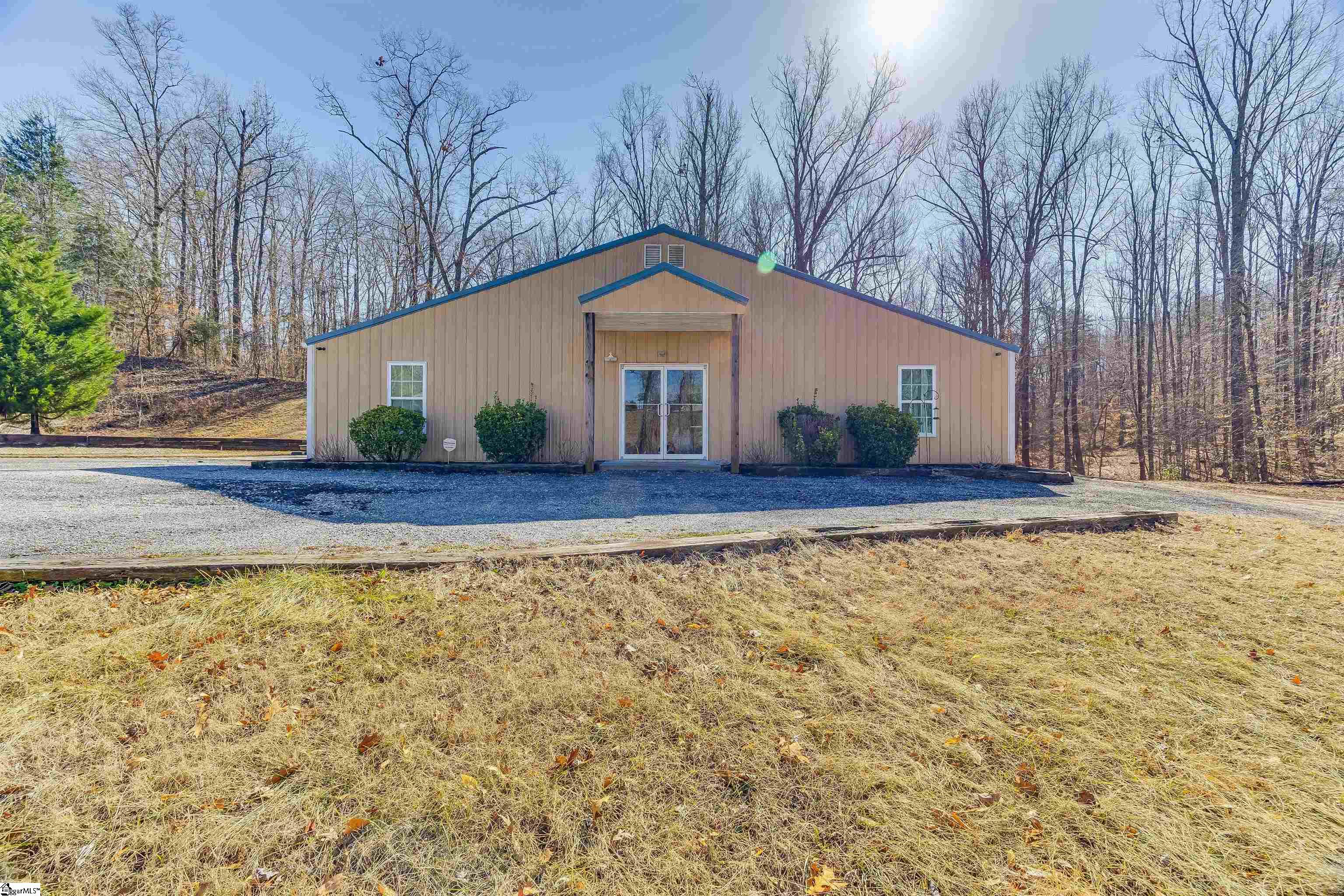 2415 New Easley Highway Property Photo 4