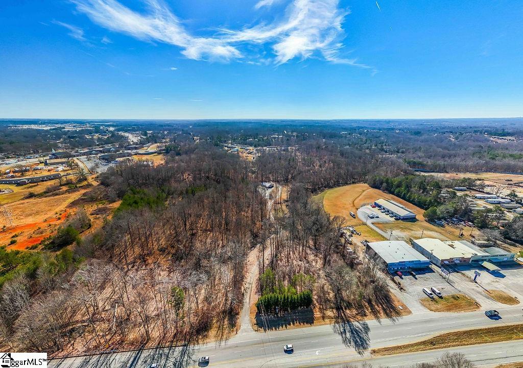 2415 New Easley Highway Property Photo 10