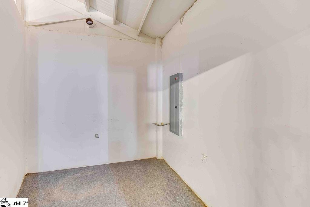 2415 New Easley Highway Property Photo 18