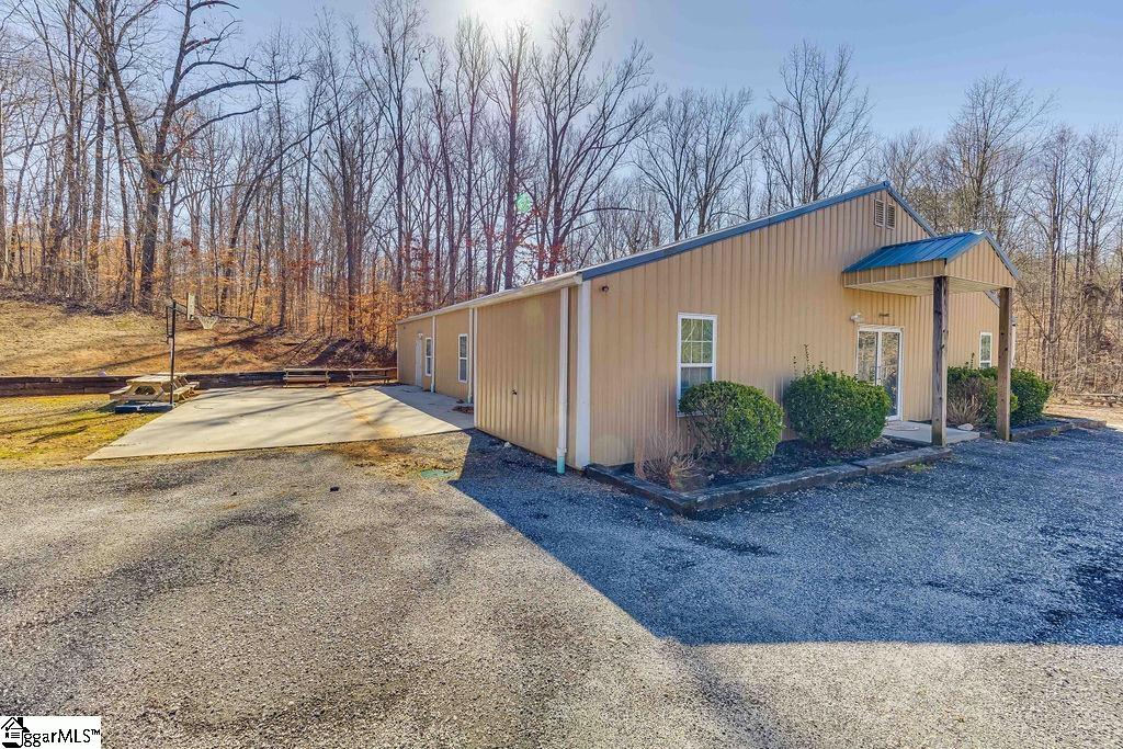 2415 New Easley Highway Property Photo 26