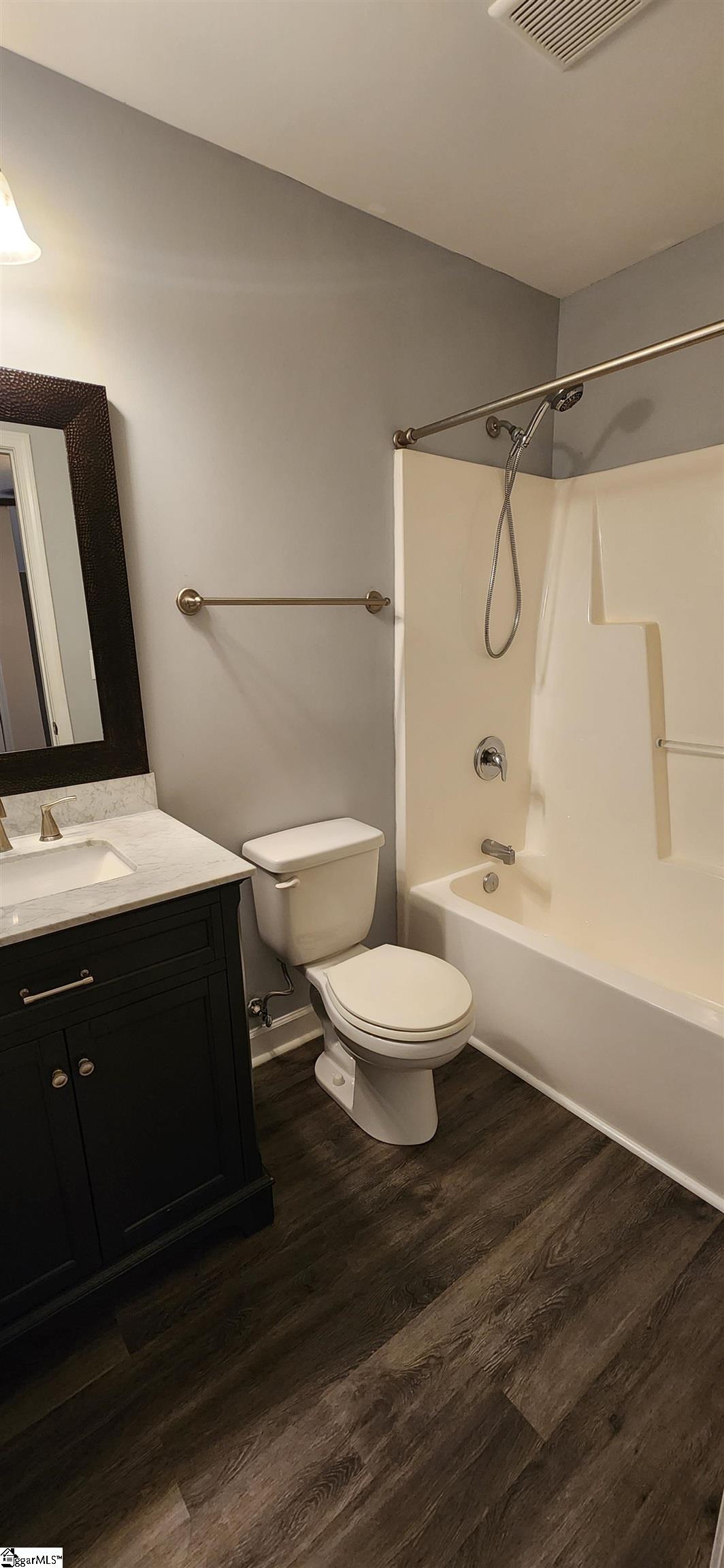 152 Middleton Park Lane Property Photo 14