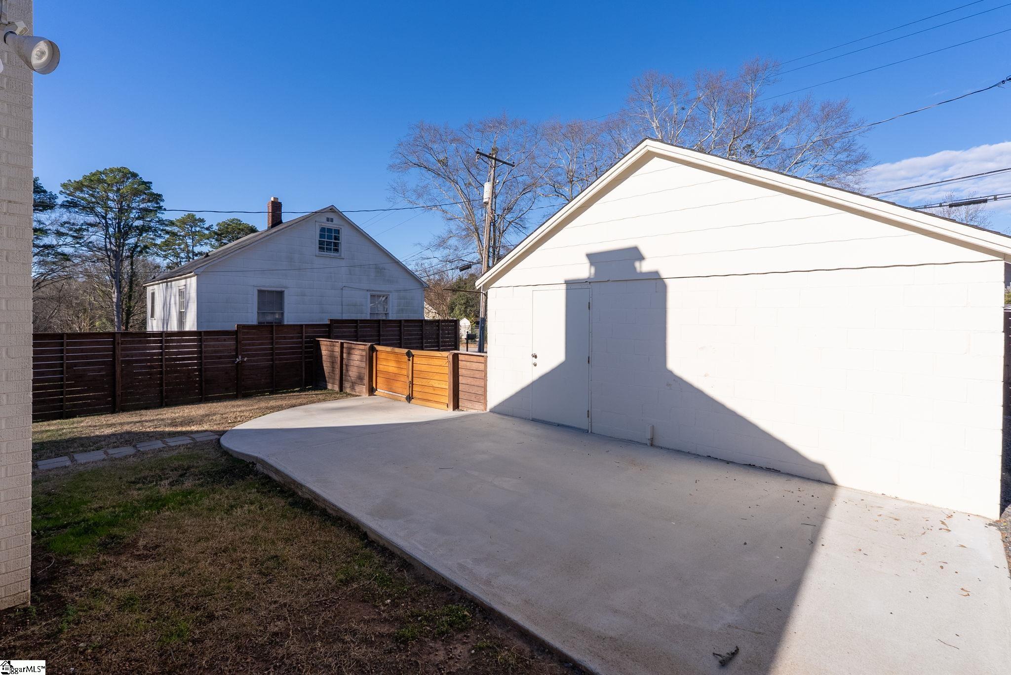 324 Grove Road Property Photo 33