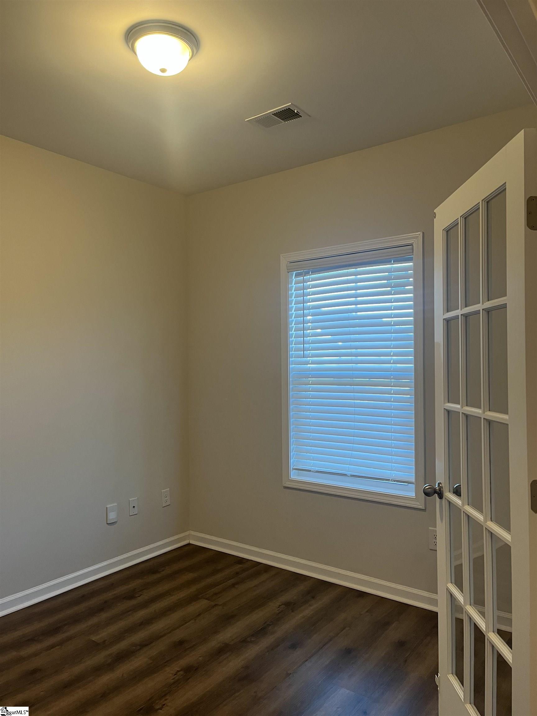 320 Alameda Lane Property Photo 2