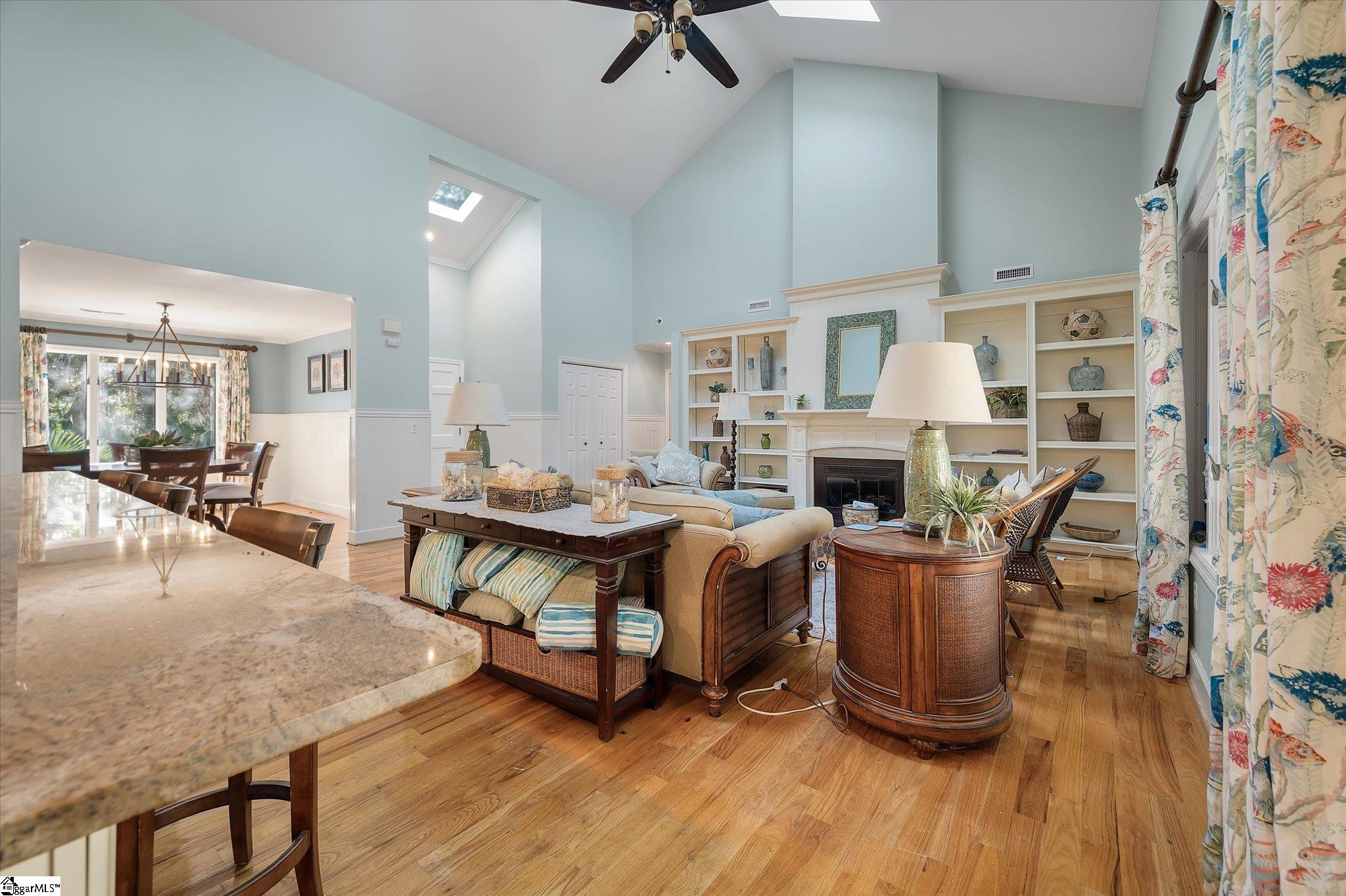 260 Doral Open Property Photo 7