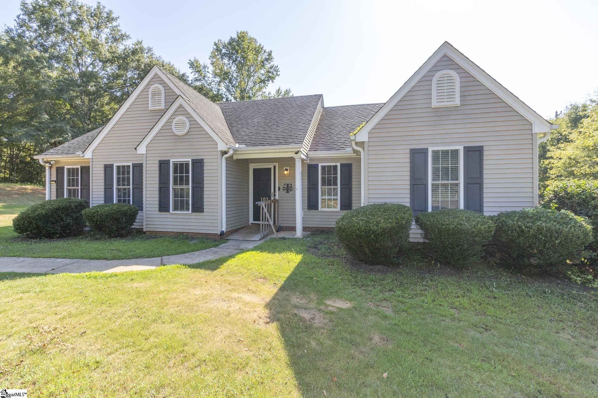 101 Springview Drive Property Photo 1