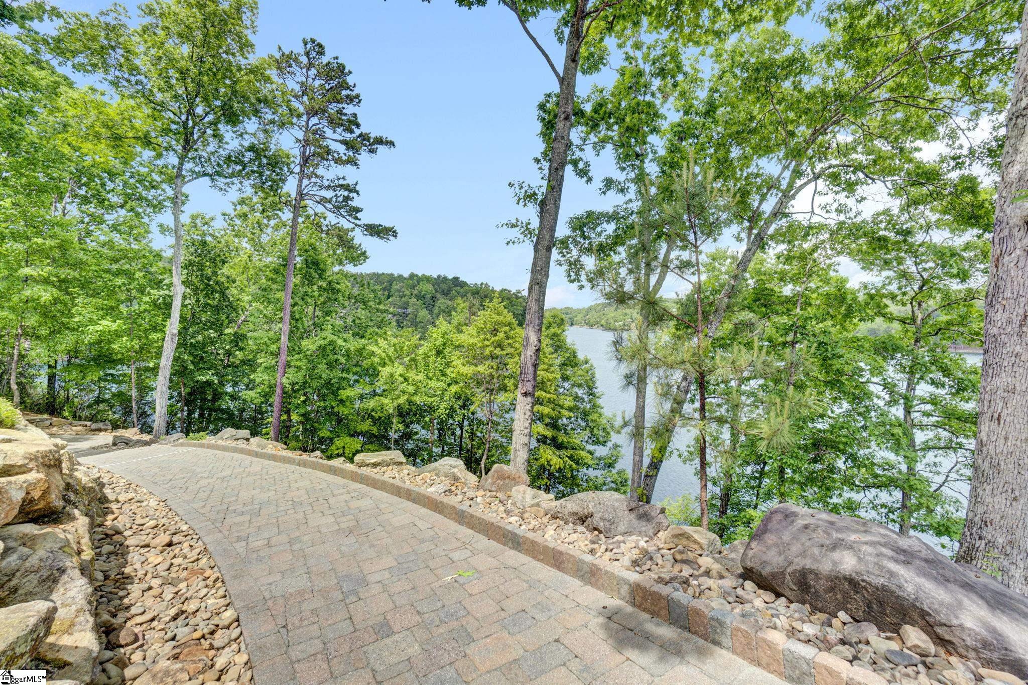 320 Knollwood Drive Property Photo 42