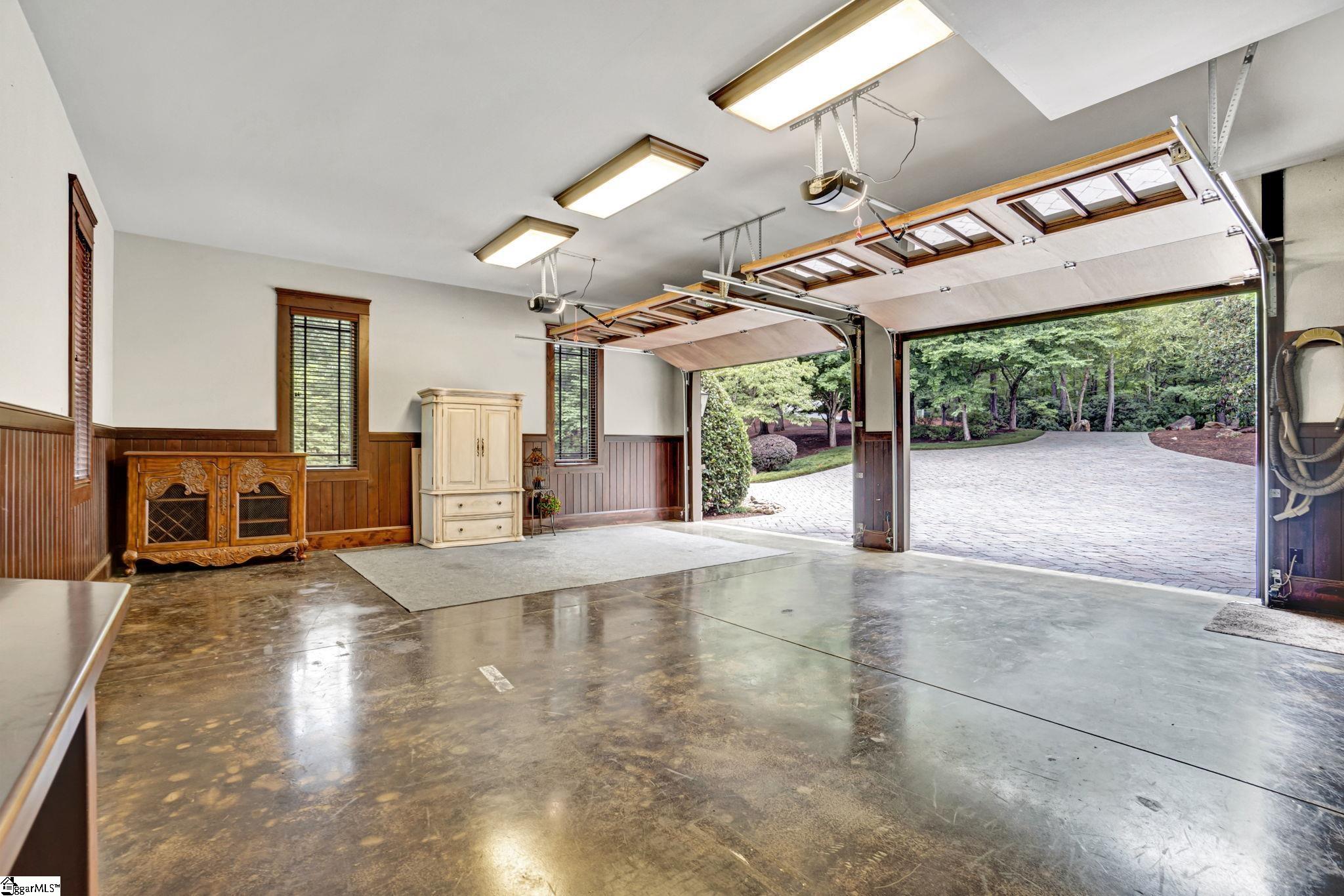 320 Knollwood Drive Property Photo 44