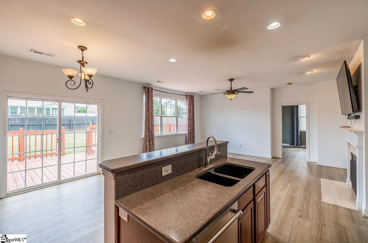 811 South Edisto River Drive Property Photo 12