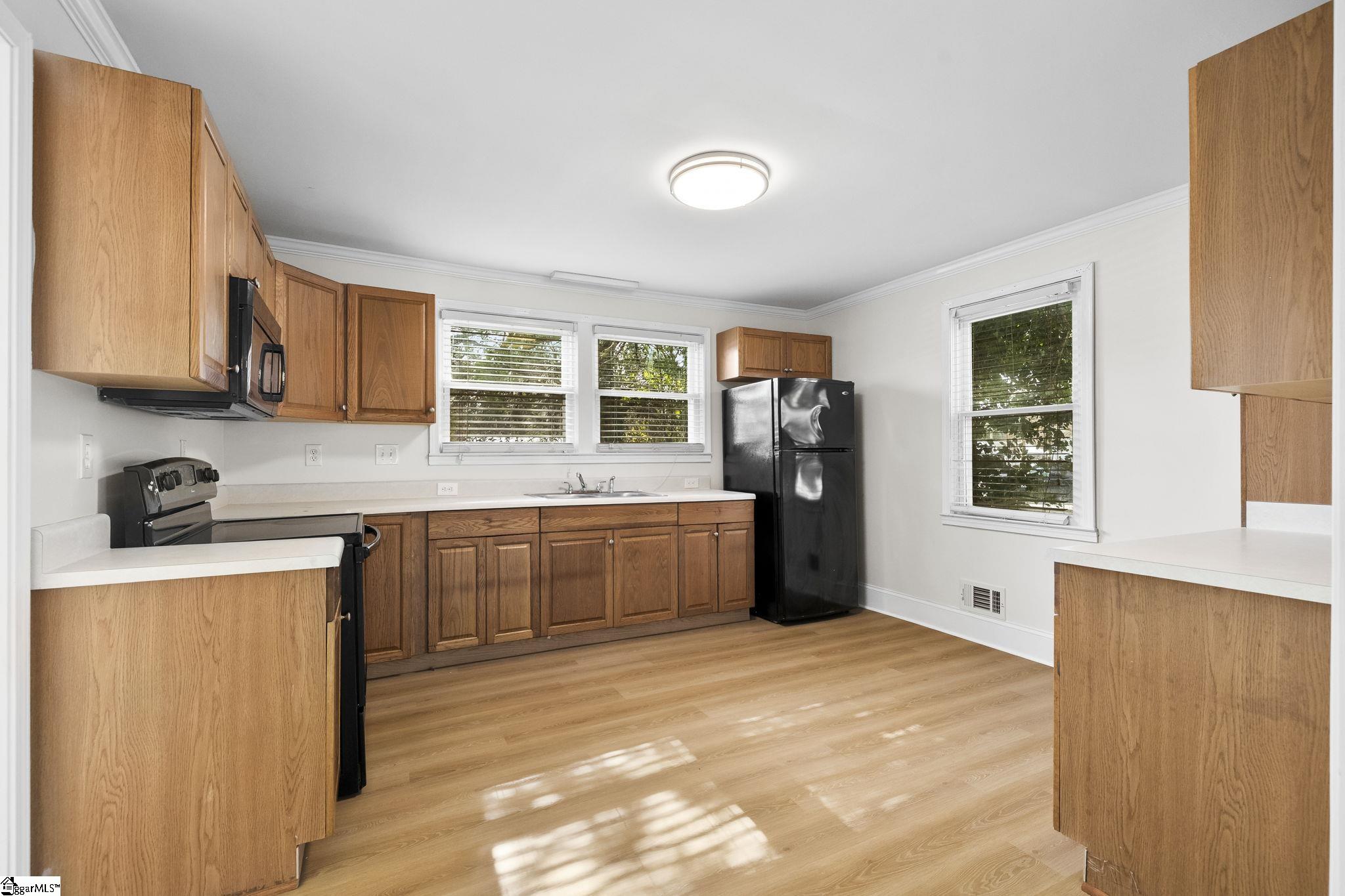 790 John B White Boulevard Property Photo 10