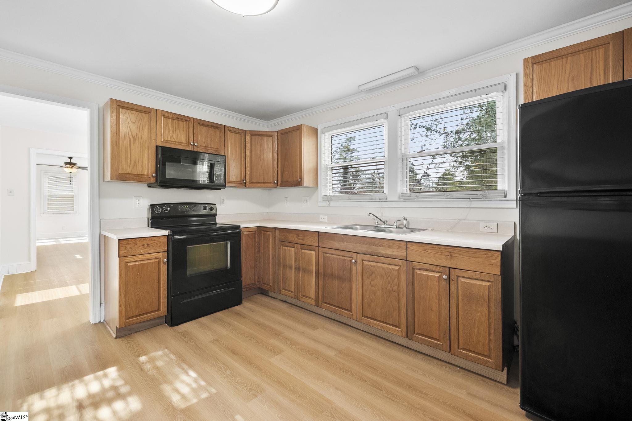 790 John B White Boulevard Property Photo 11