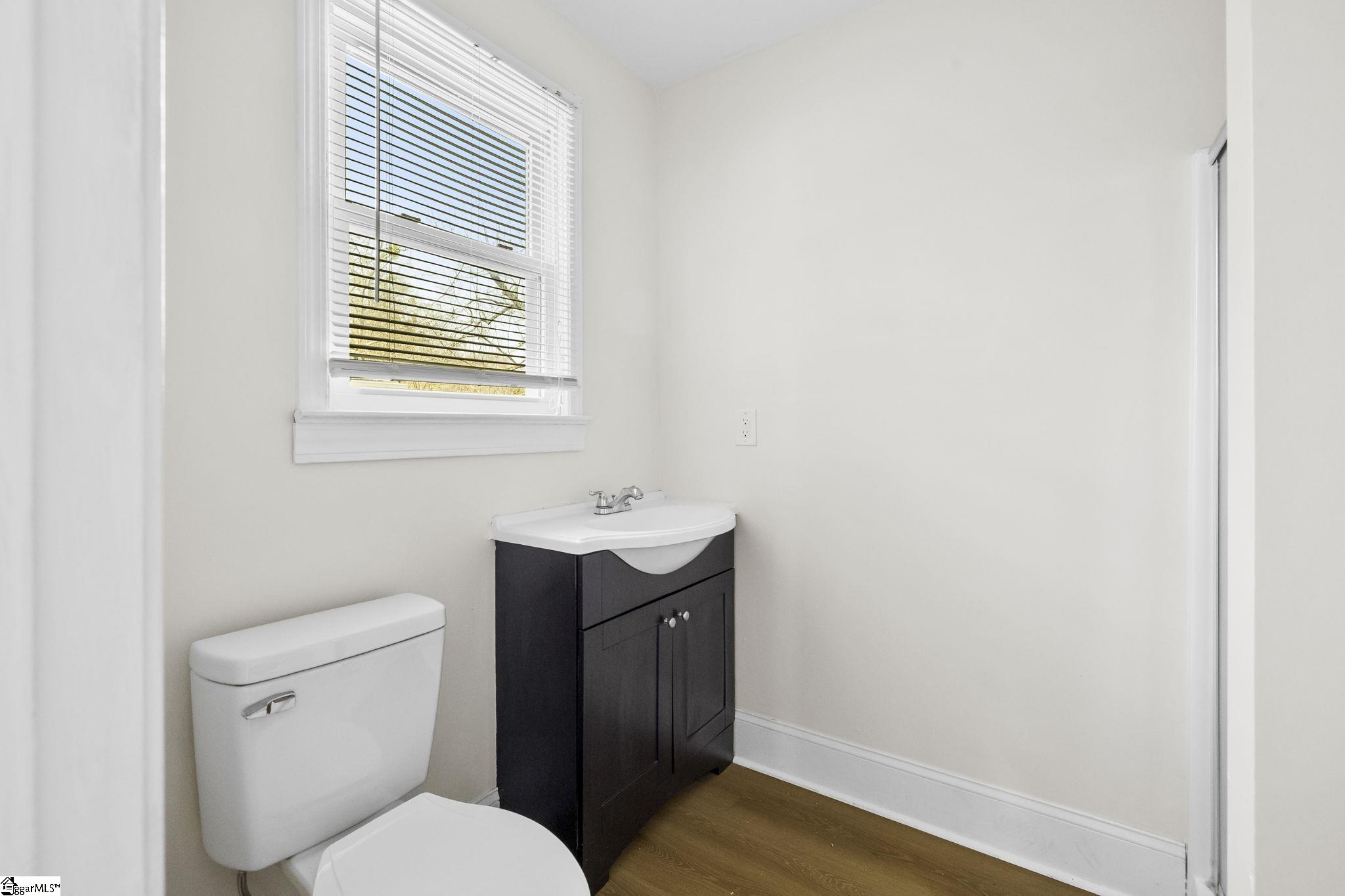 790 John B White Boulevard Property Photo 17