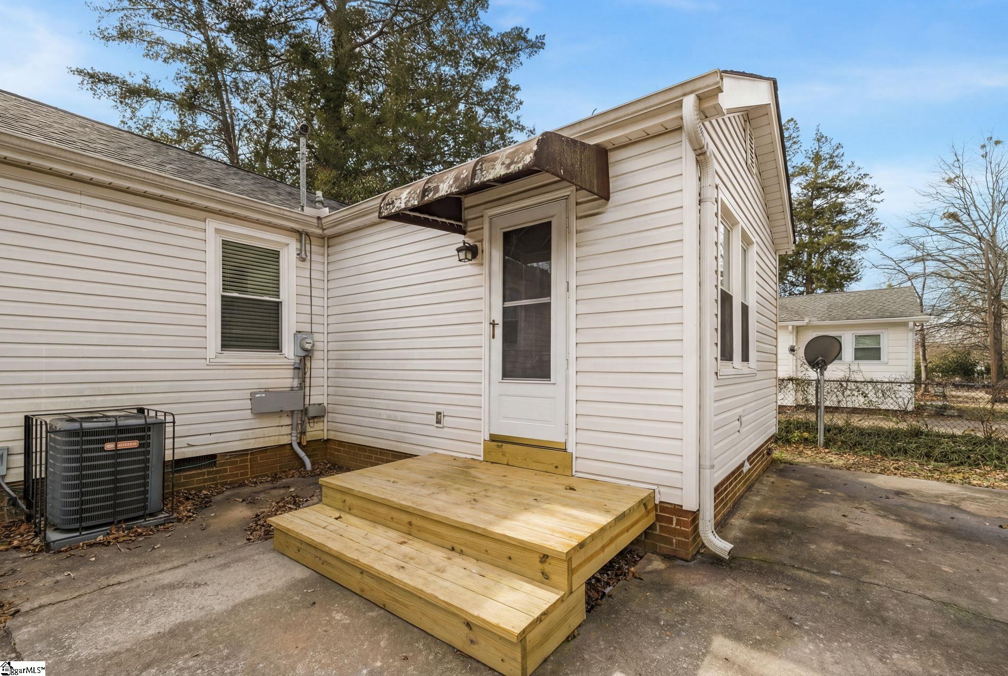 790 John B White Boulevard Property Photo 27