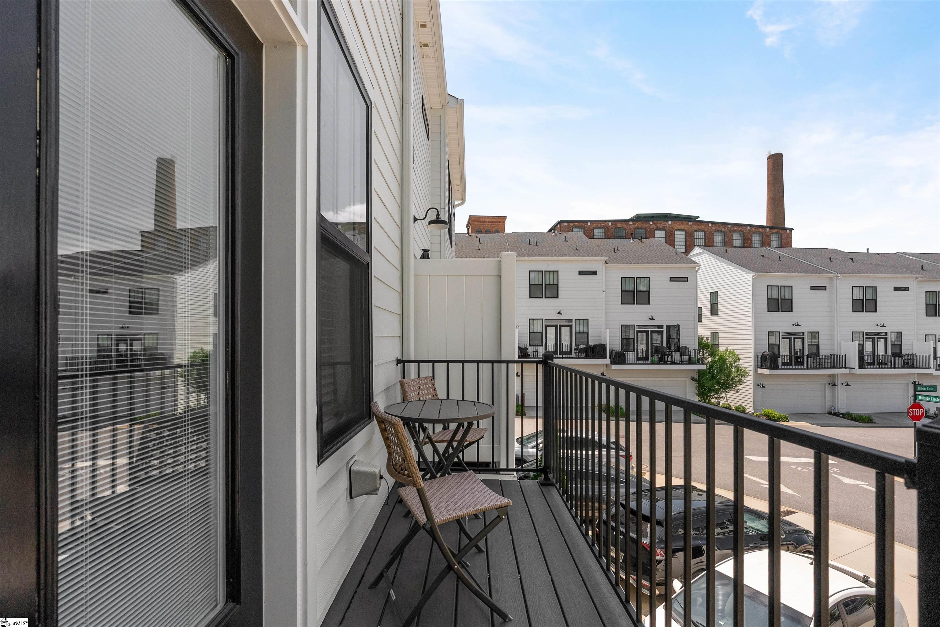 516 Guess Street Property Photo 16