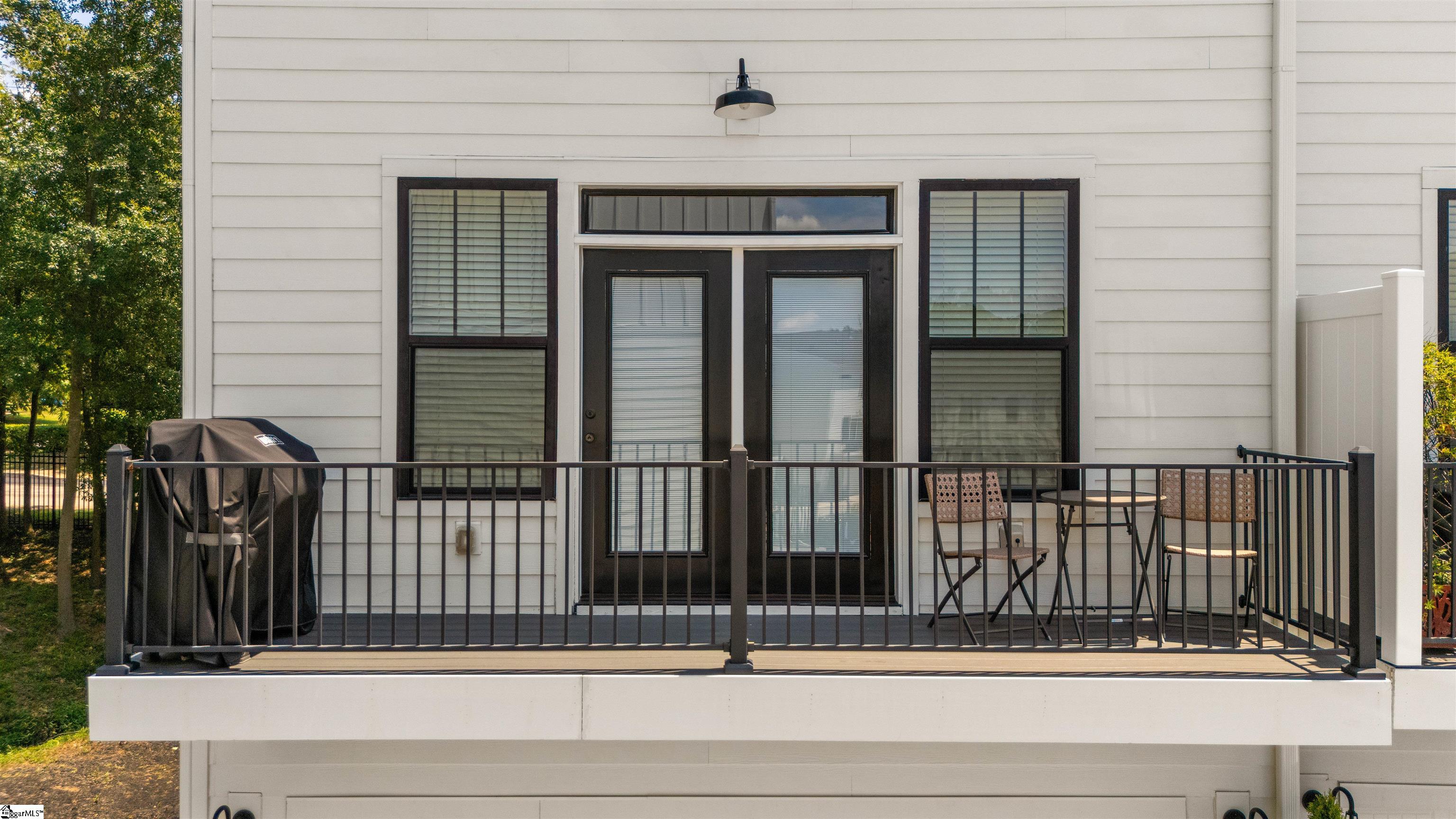 516 Guess Street Property Photo 17