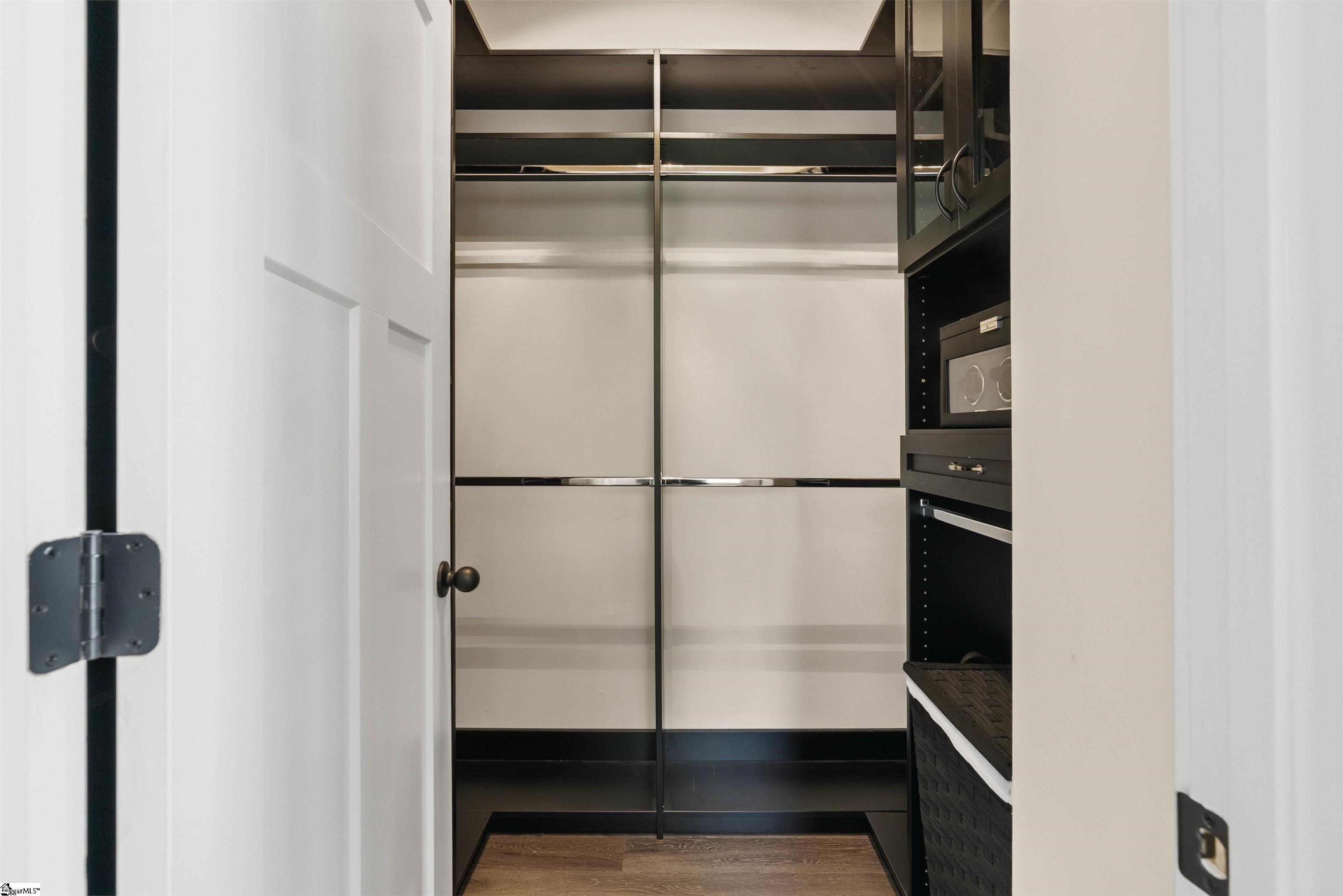 516 Guess Street Property Photo 27
