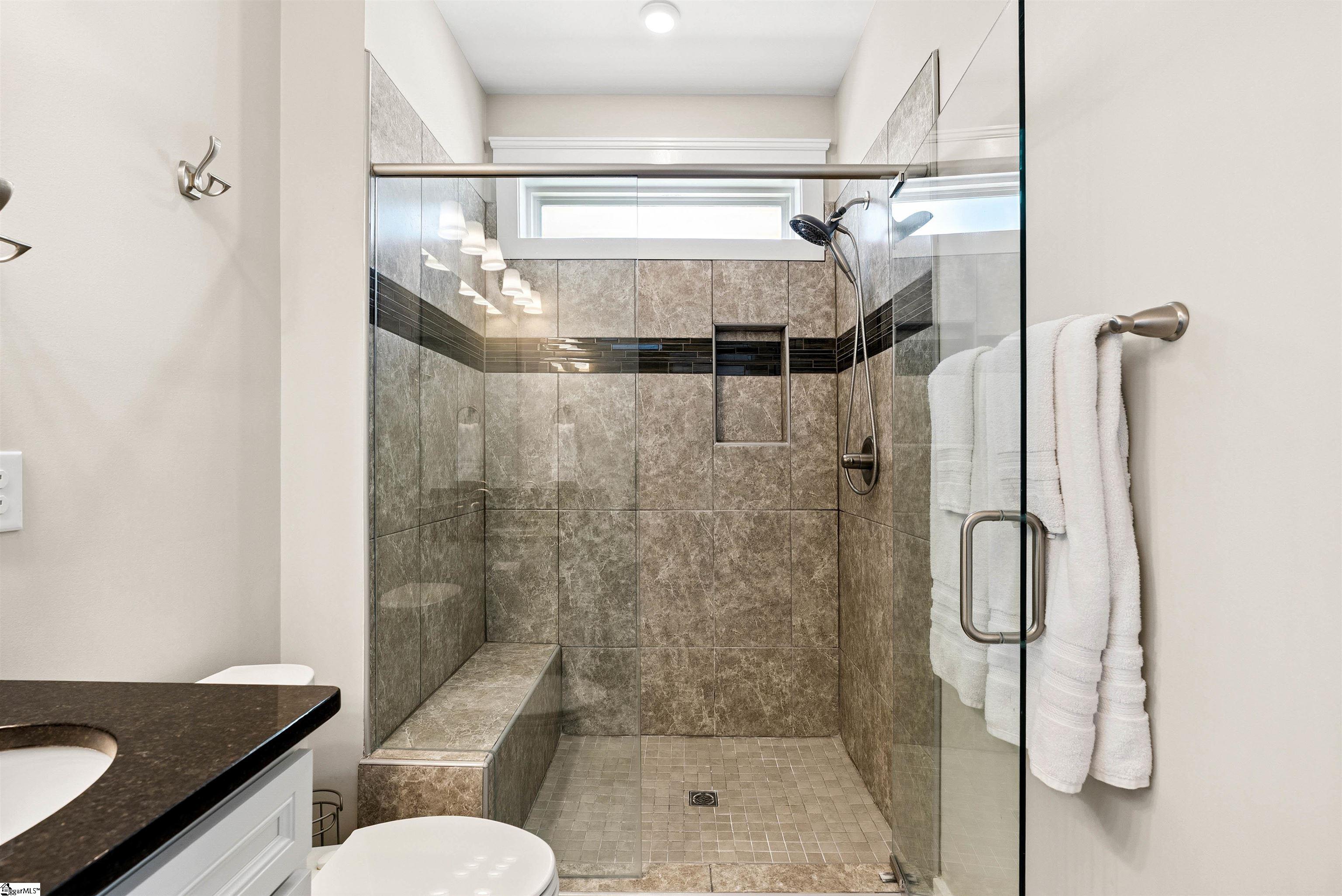 516 Guess Street Property Photo 29