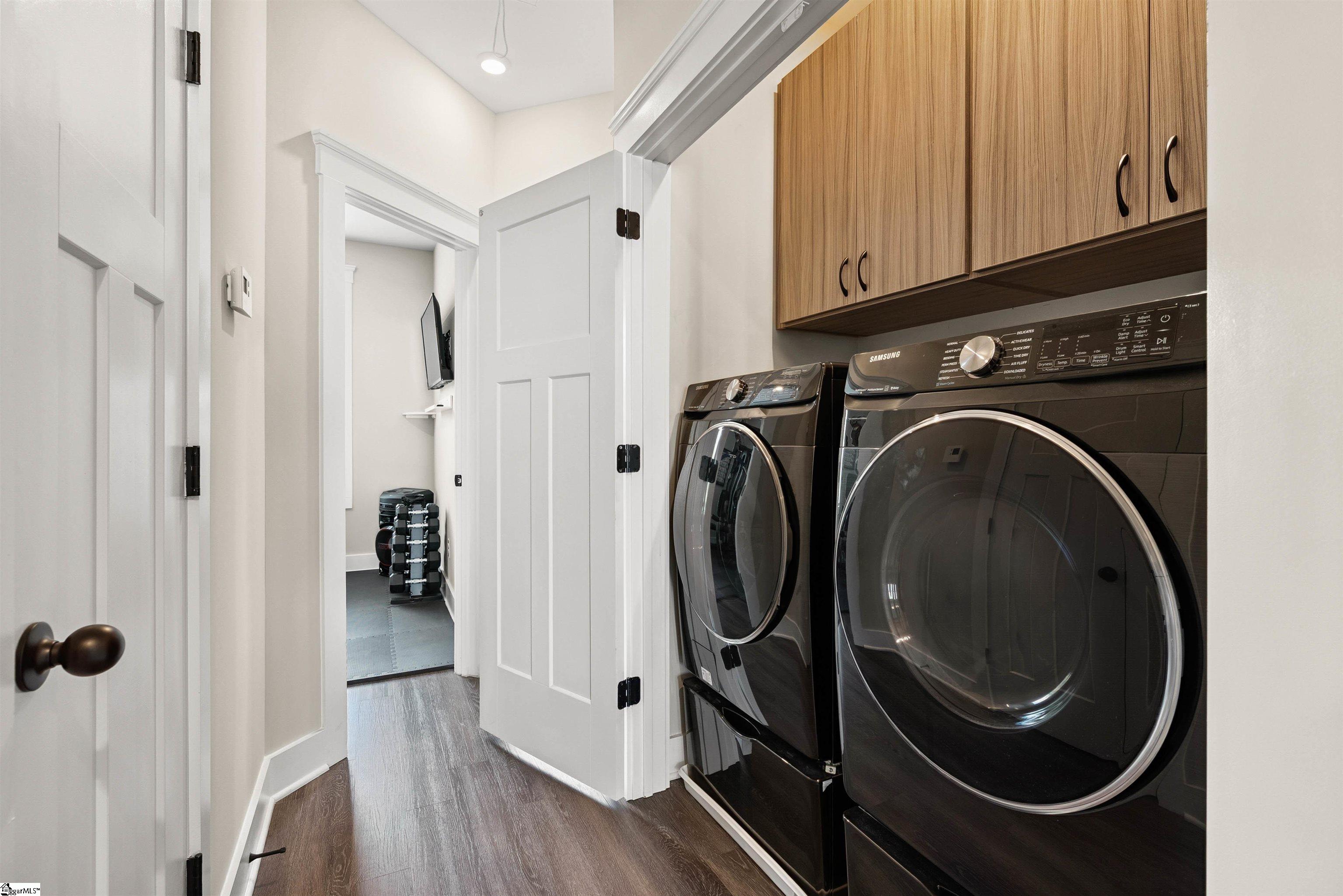 516 Guess Street Property Photo 33