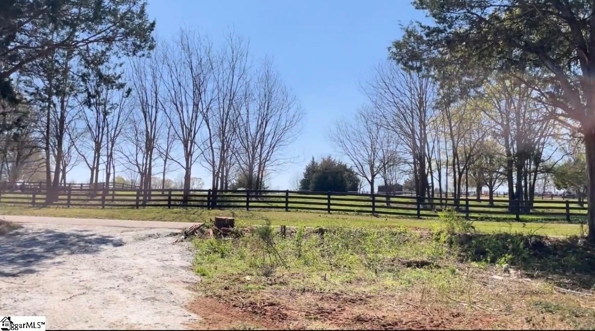 515 Ritchie Road Property Photo 3