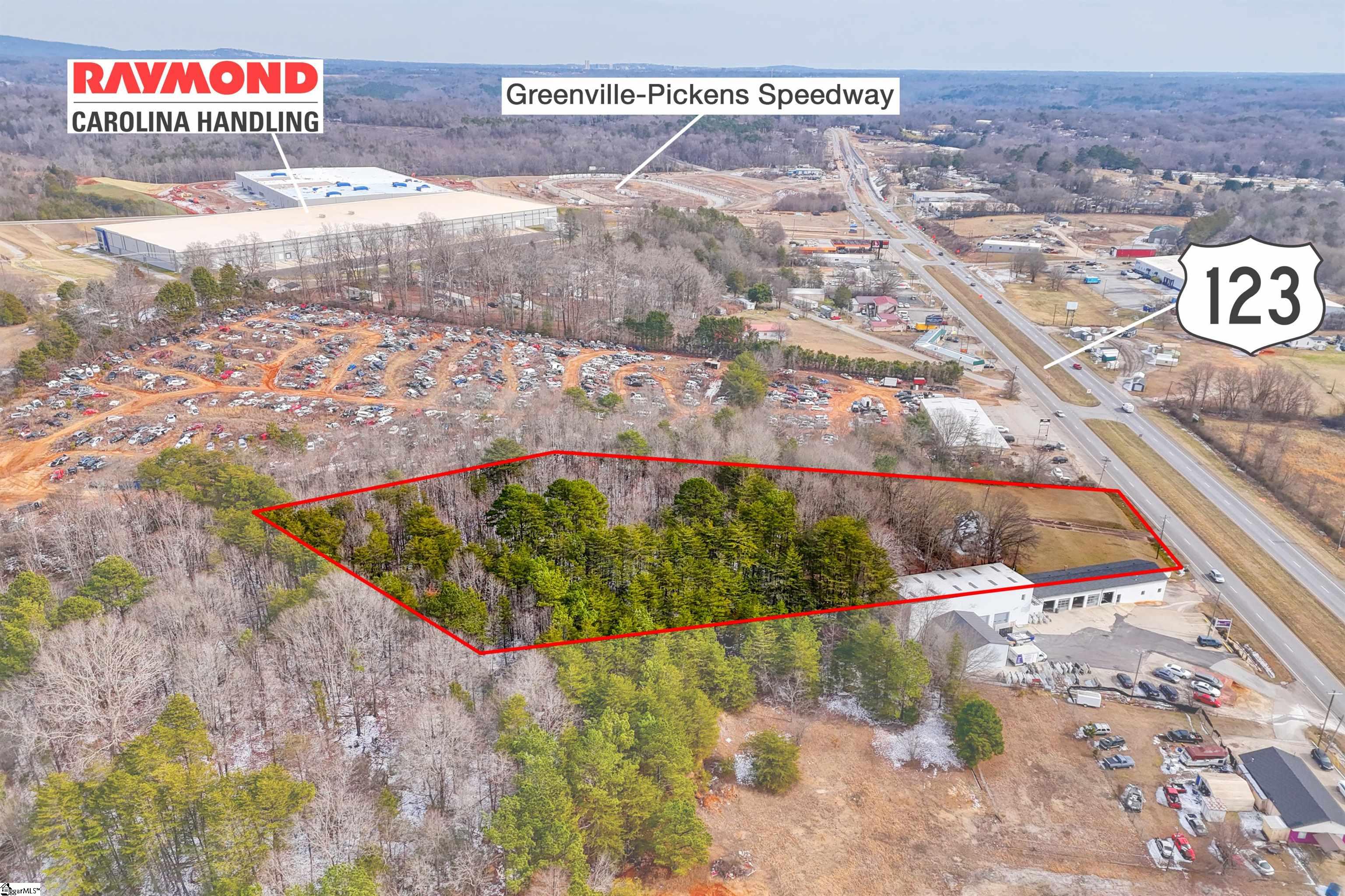4120 Calhoun Memorial Highway Property Photo 1