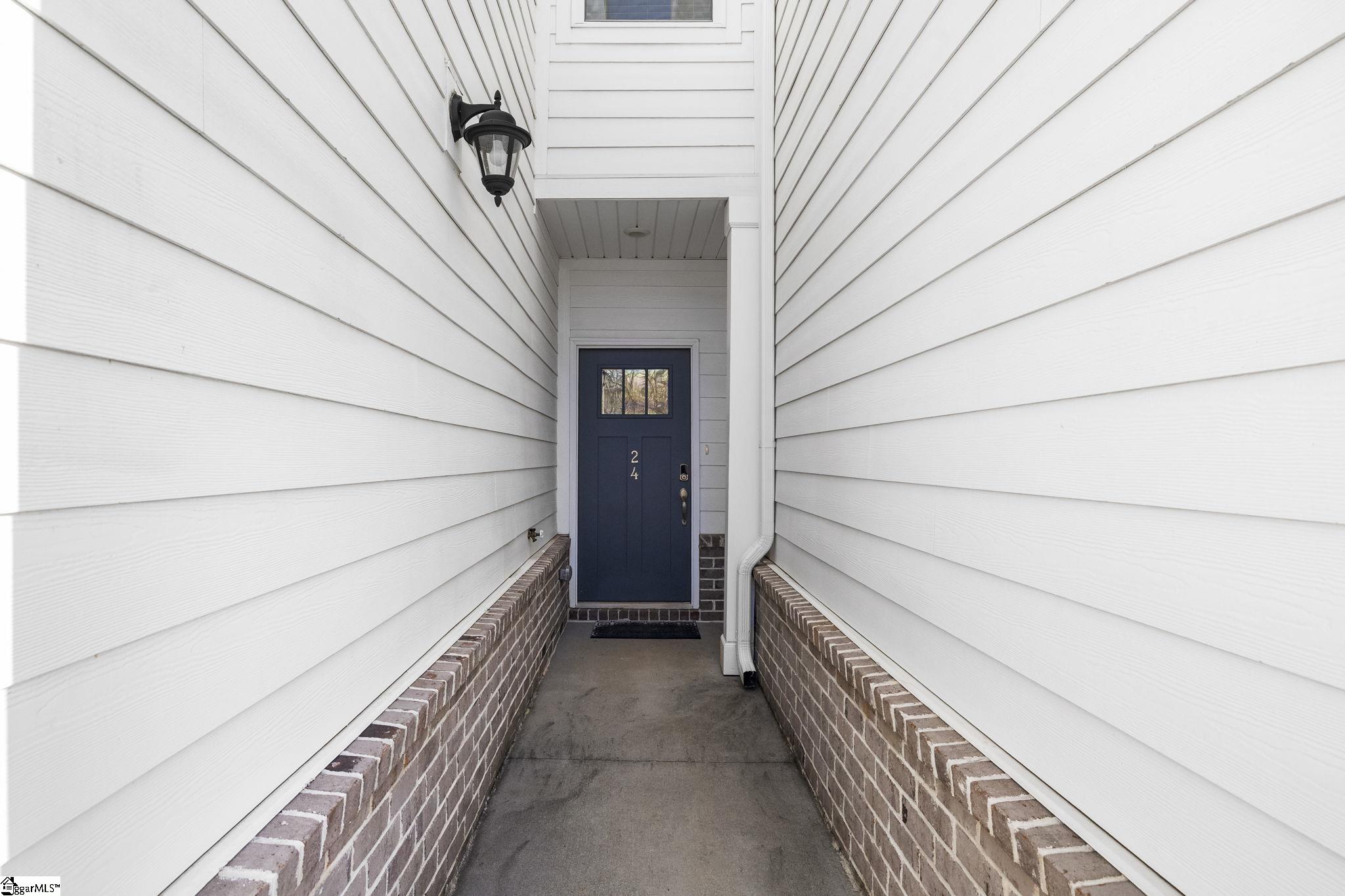 24 Bromes Way Property Photo 3