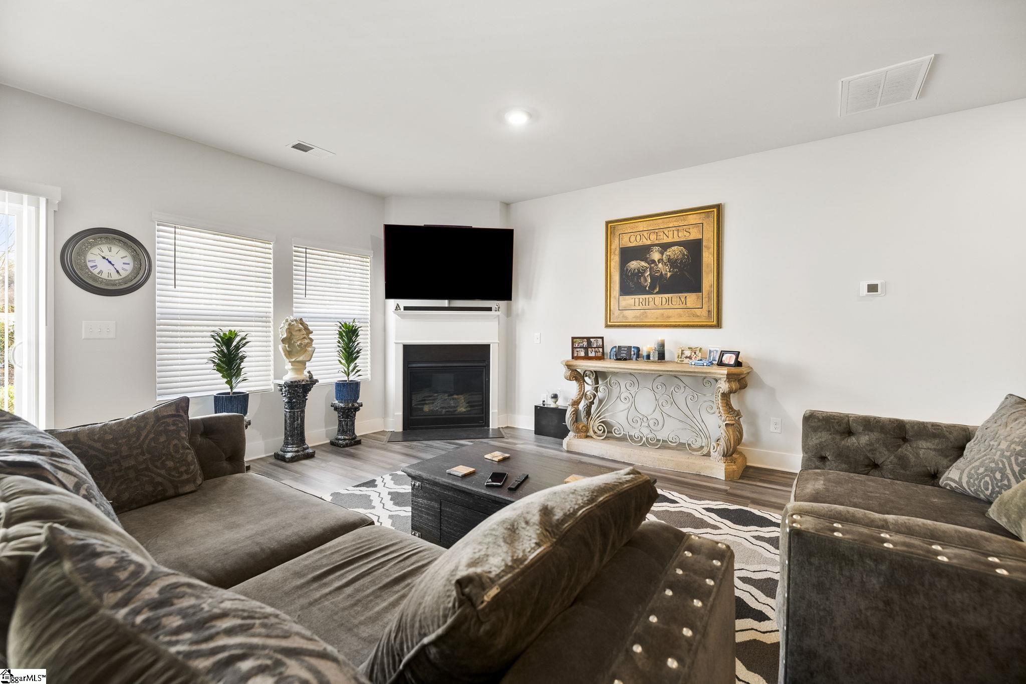 24 Bromes Way Property Photo 9