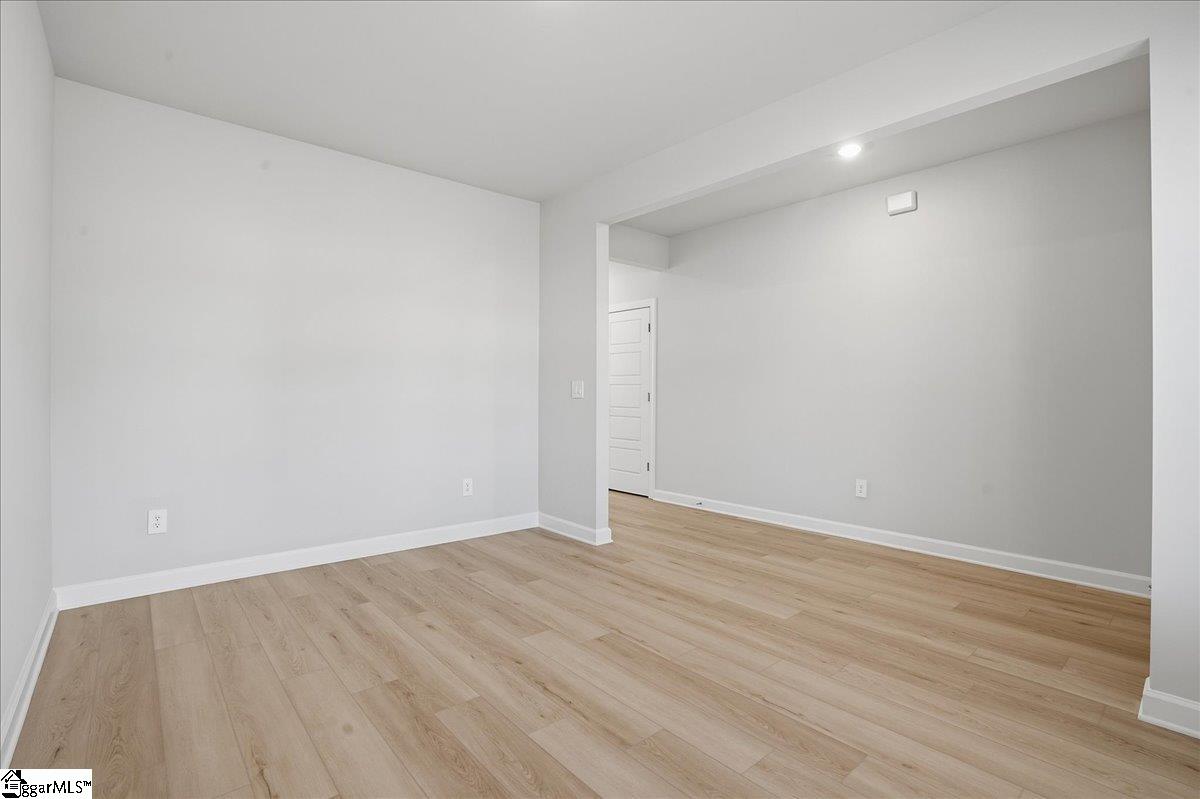 1548 Switchback Circle Property Photo 4