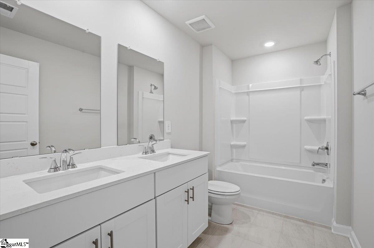 1548 Switchback Circle Property Photo 8