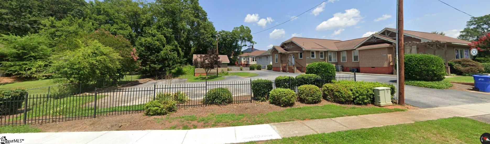 210 Mills Avenue Property Photo 2