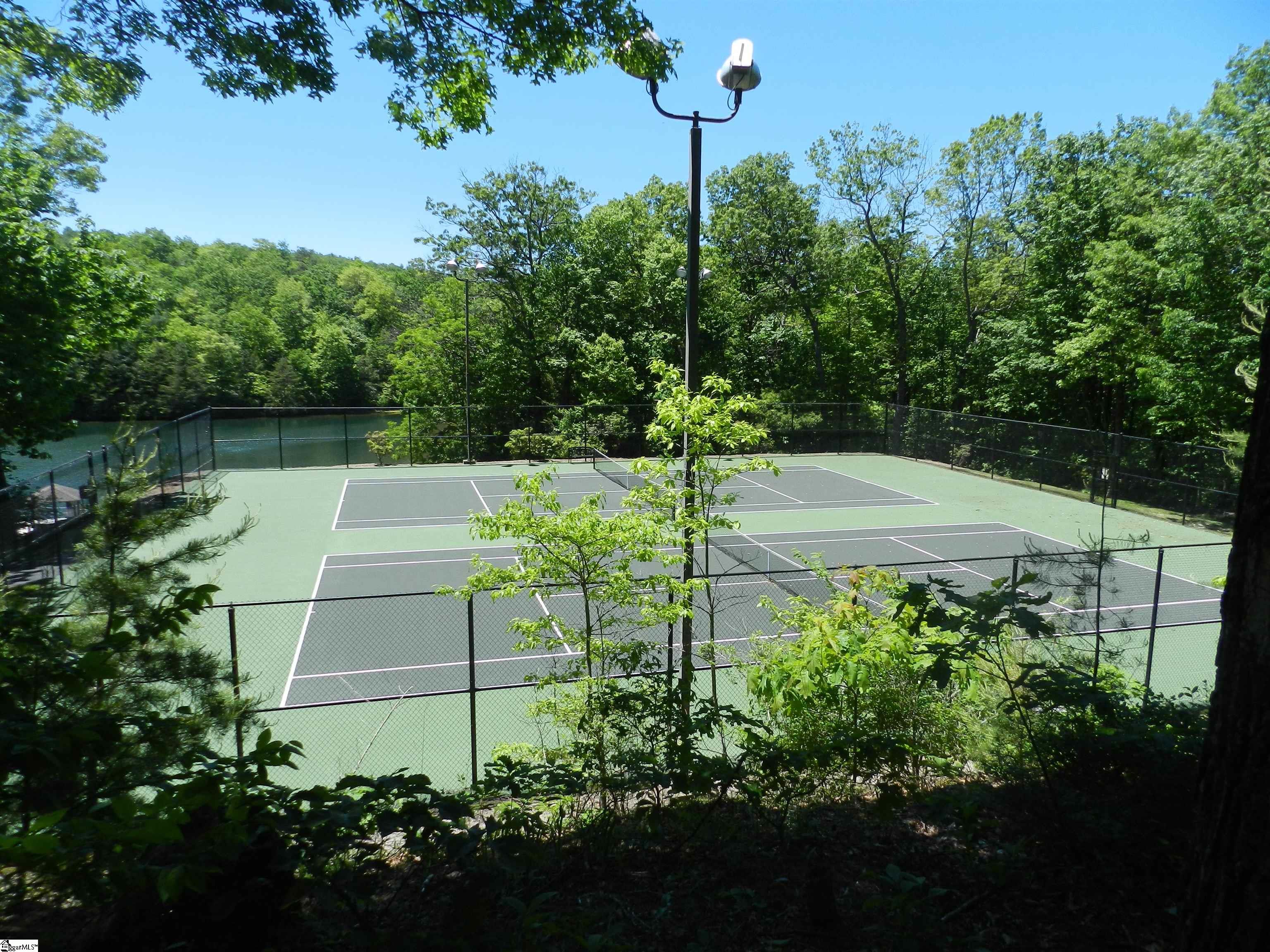 616 Cliff Ridge Drive Property Photo 2