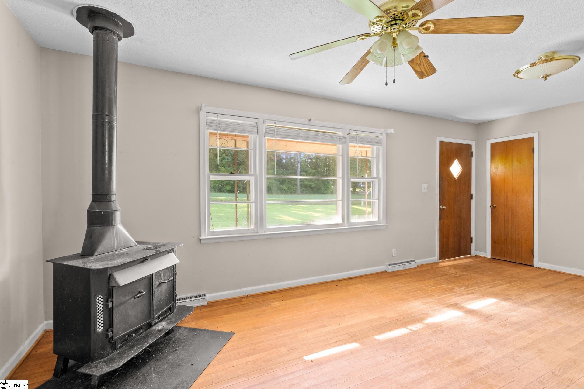 3190 Apple Orchard Road Property Photo 2