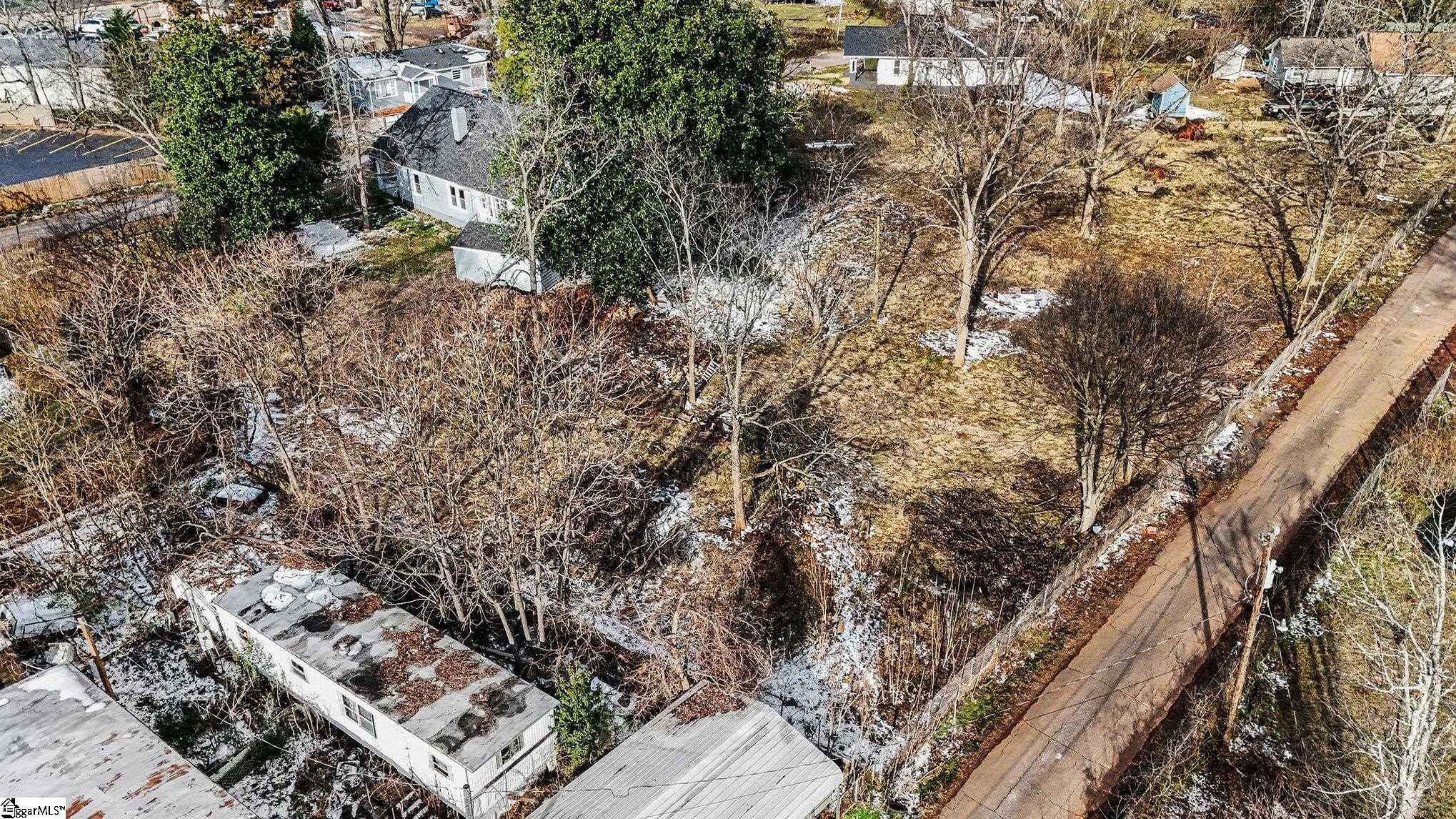 9 Glass Street Property Photo 7