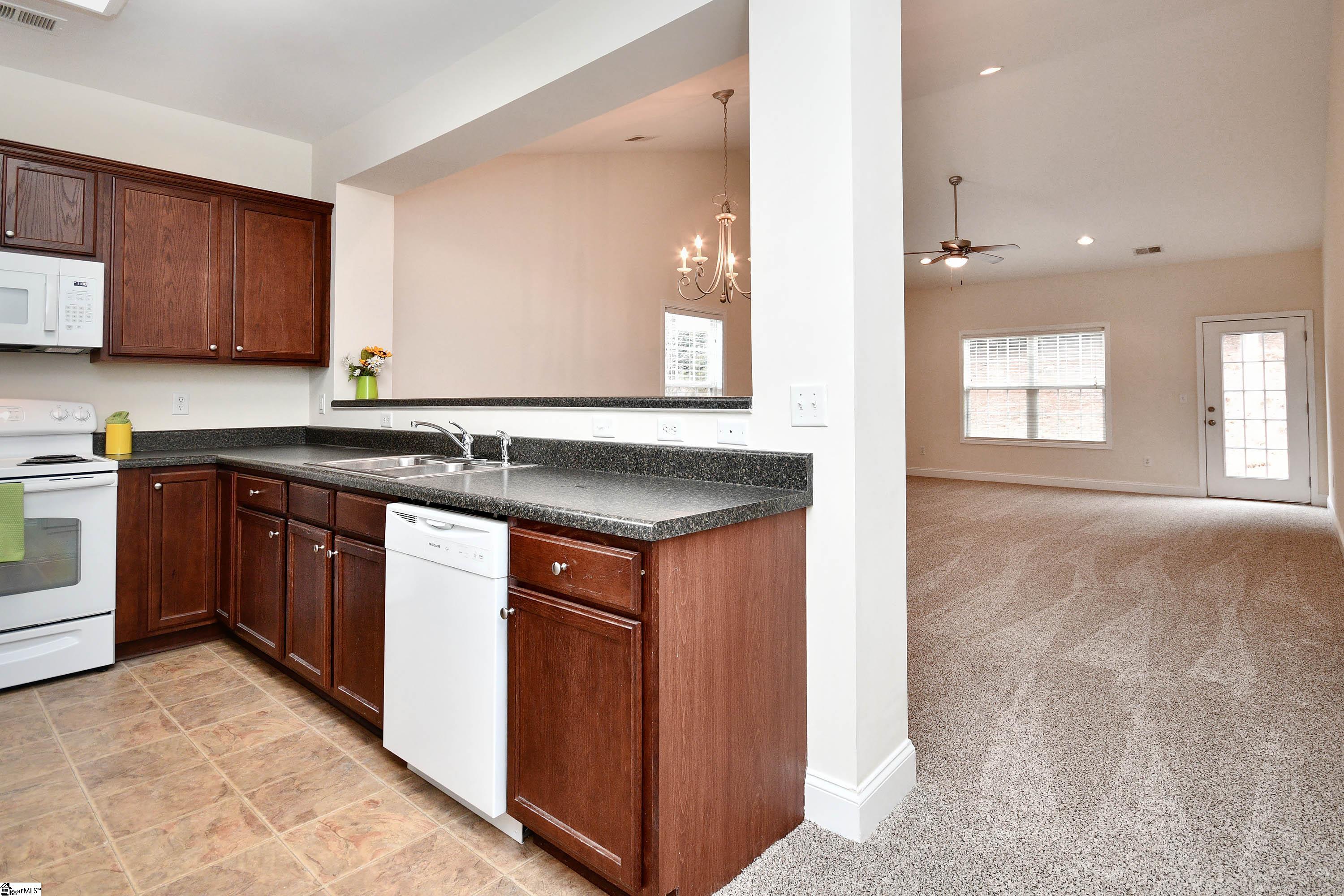 47 Hillsborough Drive Property Photo 13