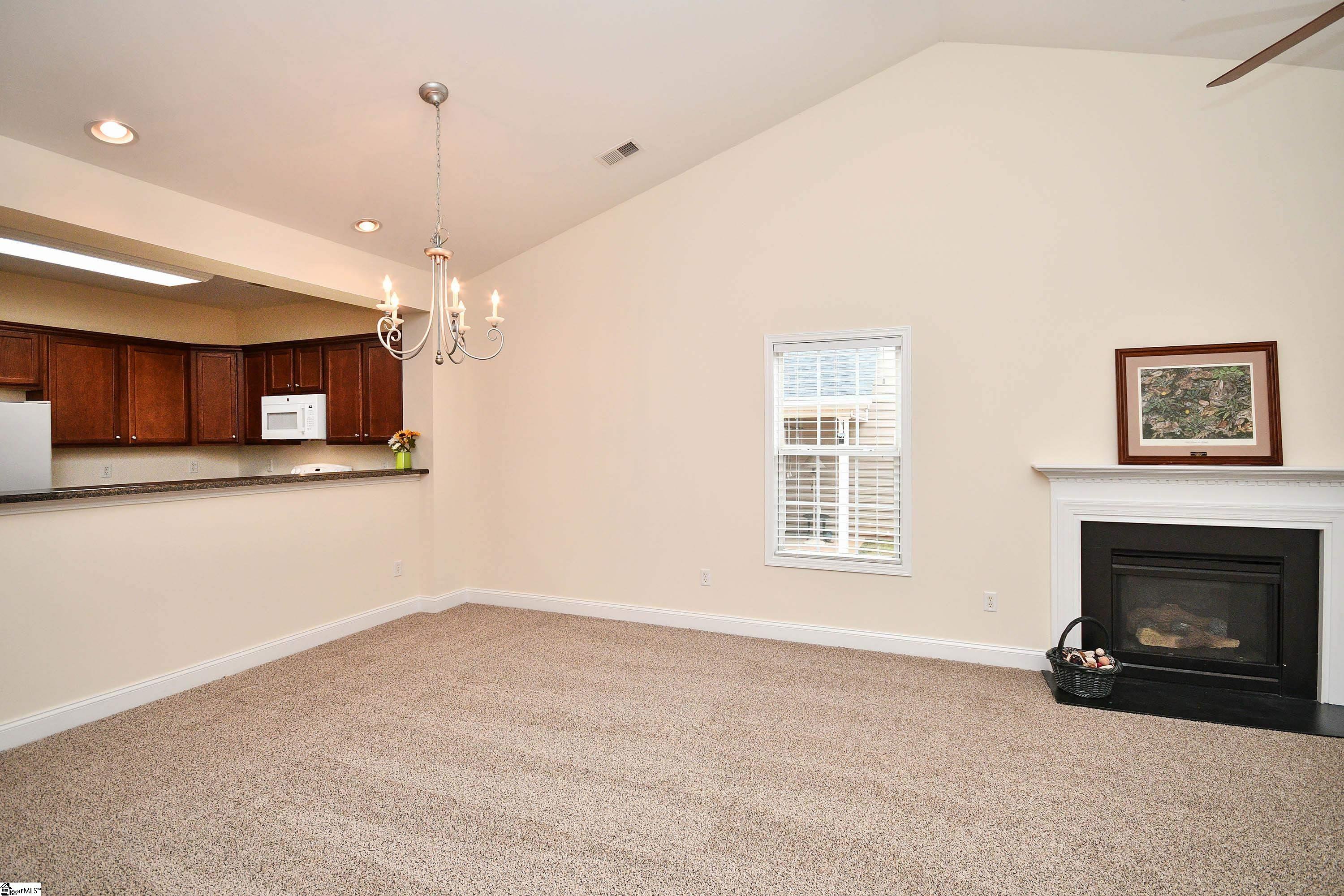 47 Hillsborough Drive Property Photo 15