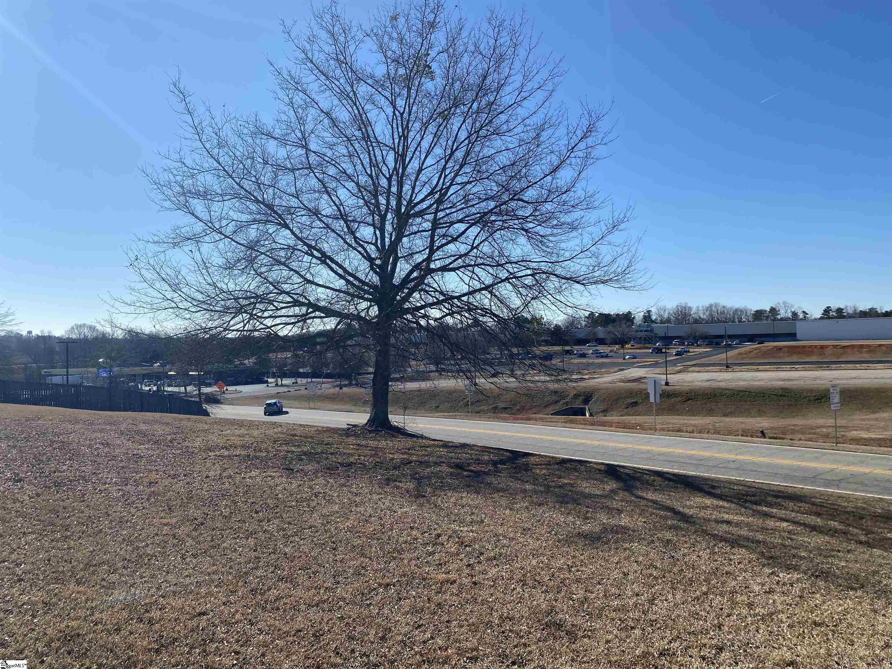7227 Moorefeld Memorial Highway Property Photo 4