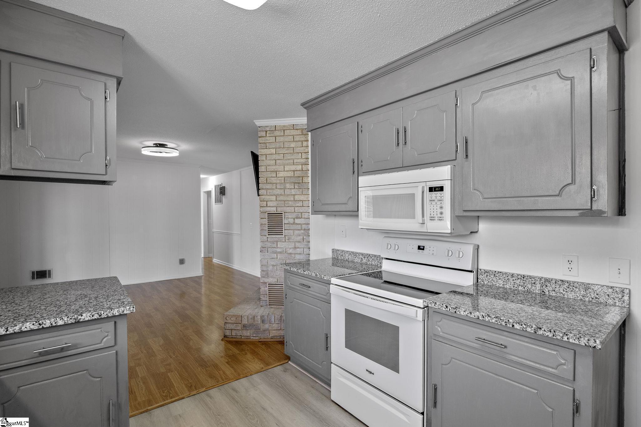 1305 Summers Drive Property Photo 15