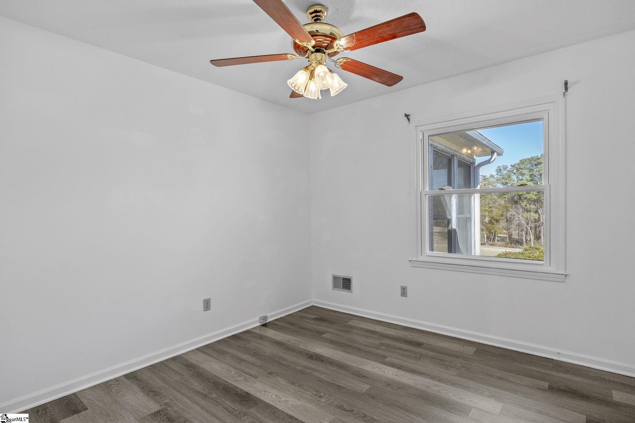 1305 Summers Drive Property Photo 26