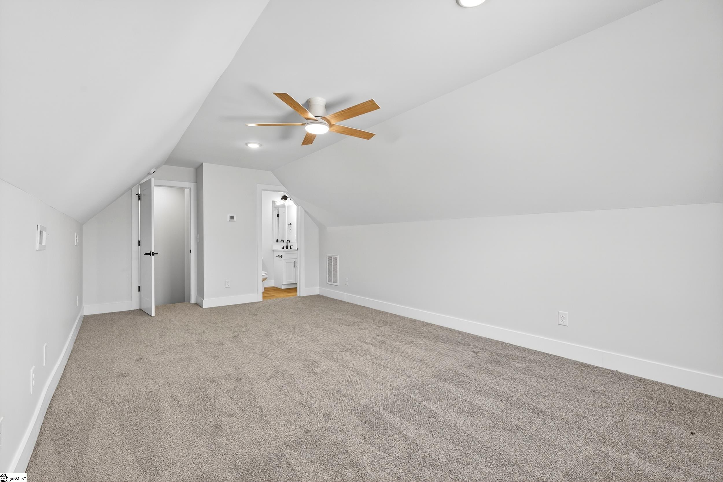 198 Valley Road Property Photo 24