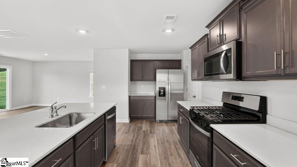 38 Archstone Way Property Photo 16