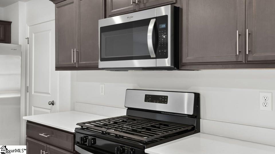 38 Archstone Way Property Photo 18