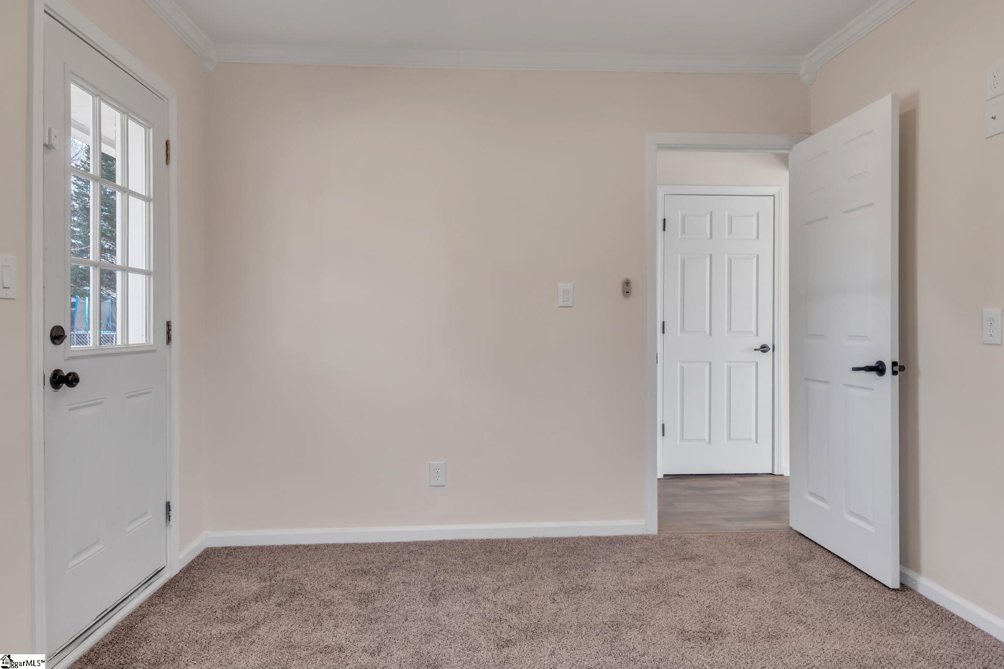 111 Westwood Drive Property Photo 23