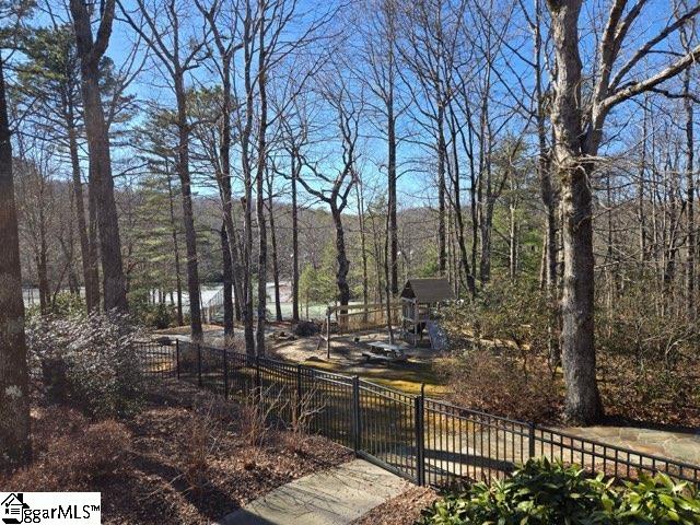 108 Hemlock Trail Property Photo 9