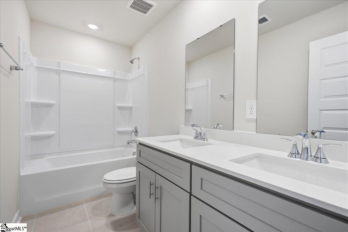 910 Rising Oak Court Property Photo 25