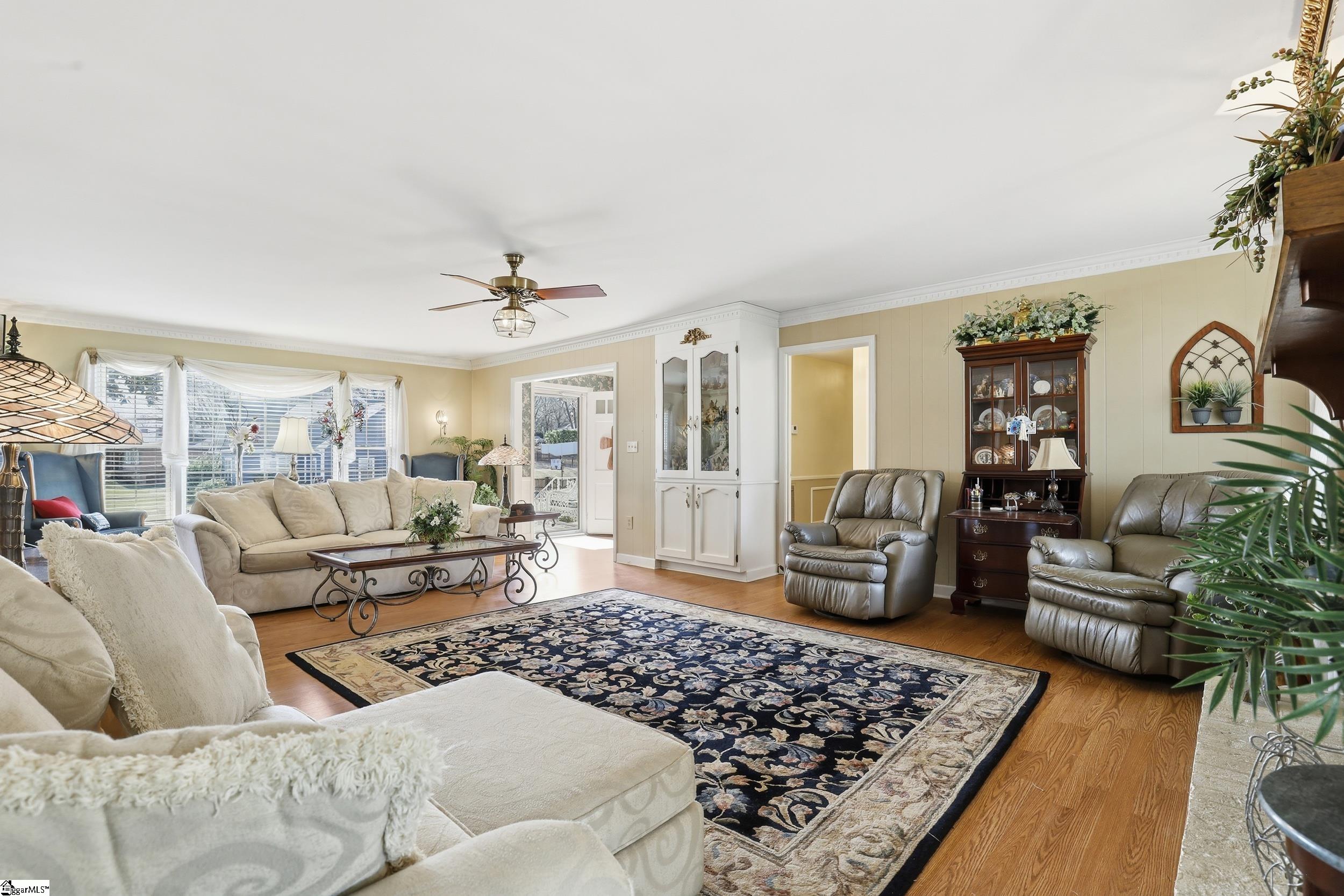 100 Overton Avenue Property Photo 6