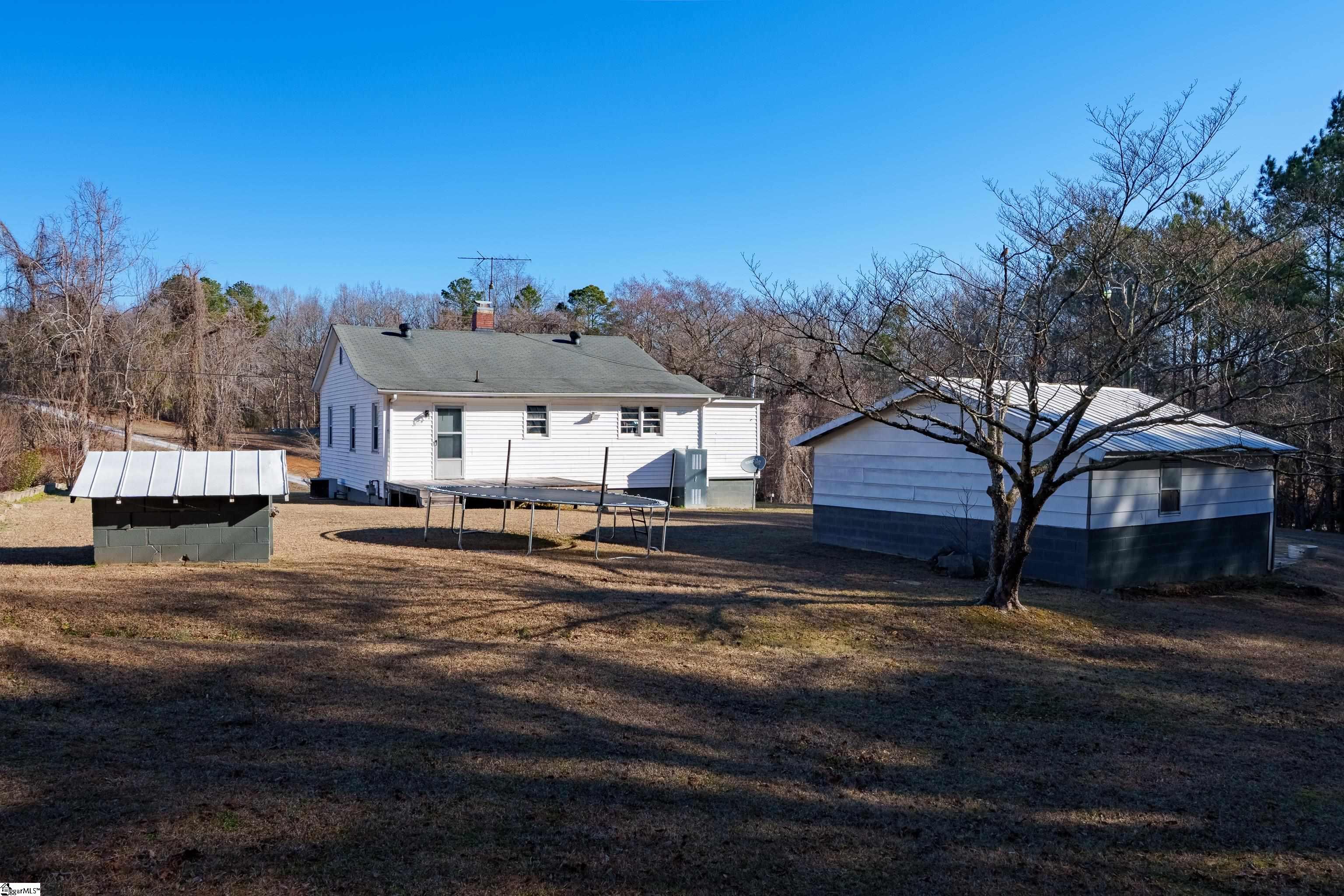 856 Beltline Road Property Photo 7