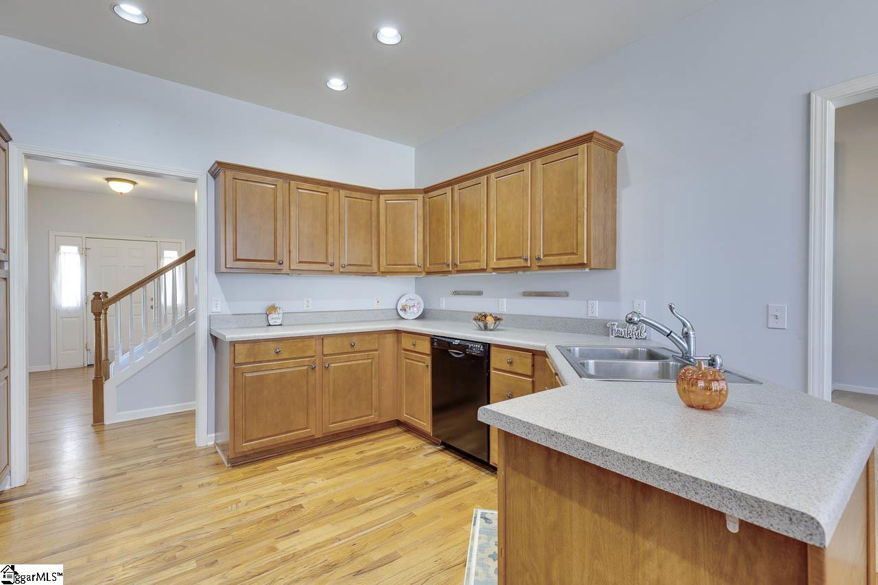 300 Stallion Road Property Photo 11
