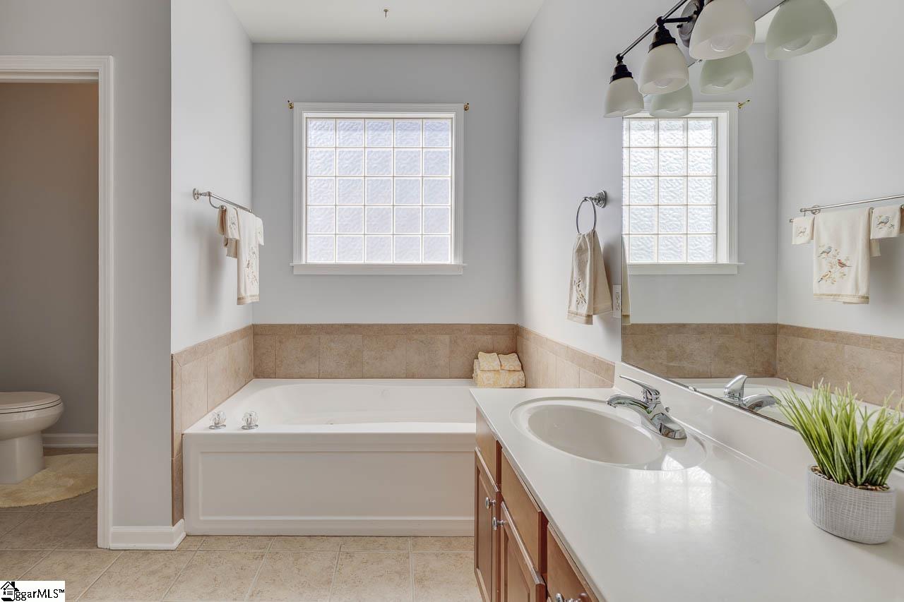 300 Stallion Road Property Photo 21