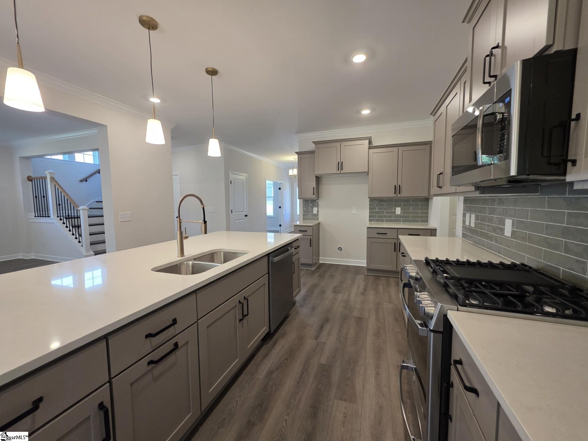 2061 Emily Margaret Road Property Photo 8