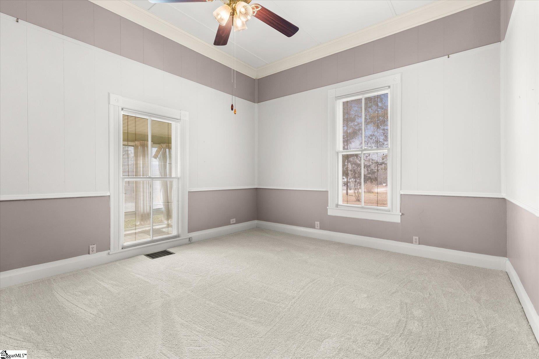 302 W Hampton Avenue Property Photo 9