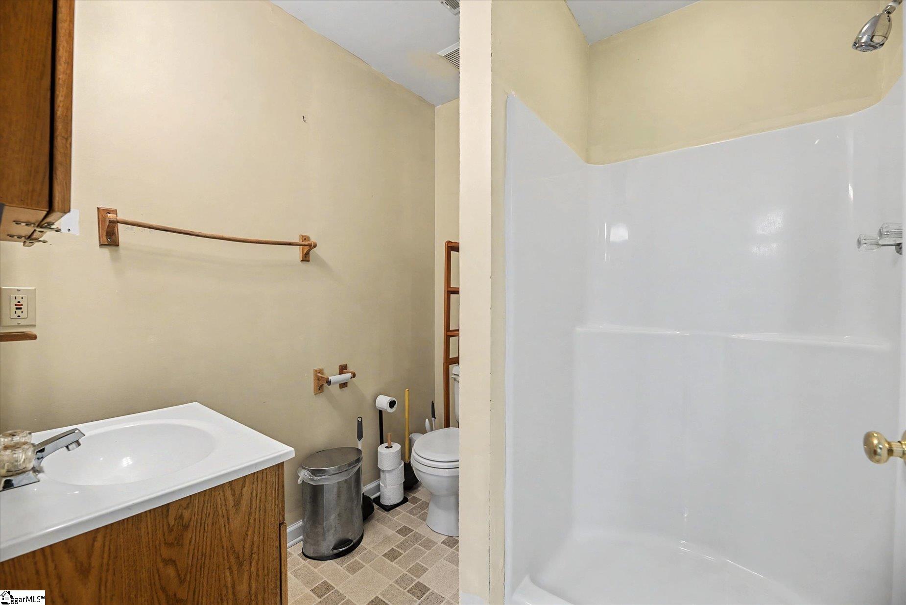 302 W Hampton Avenue Property Photo 31
