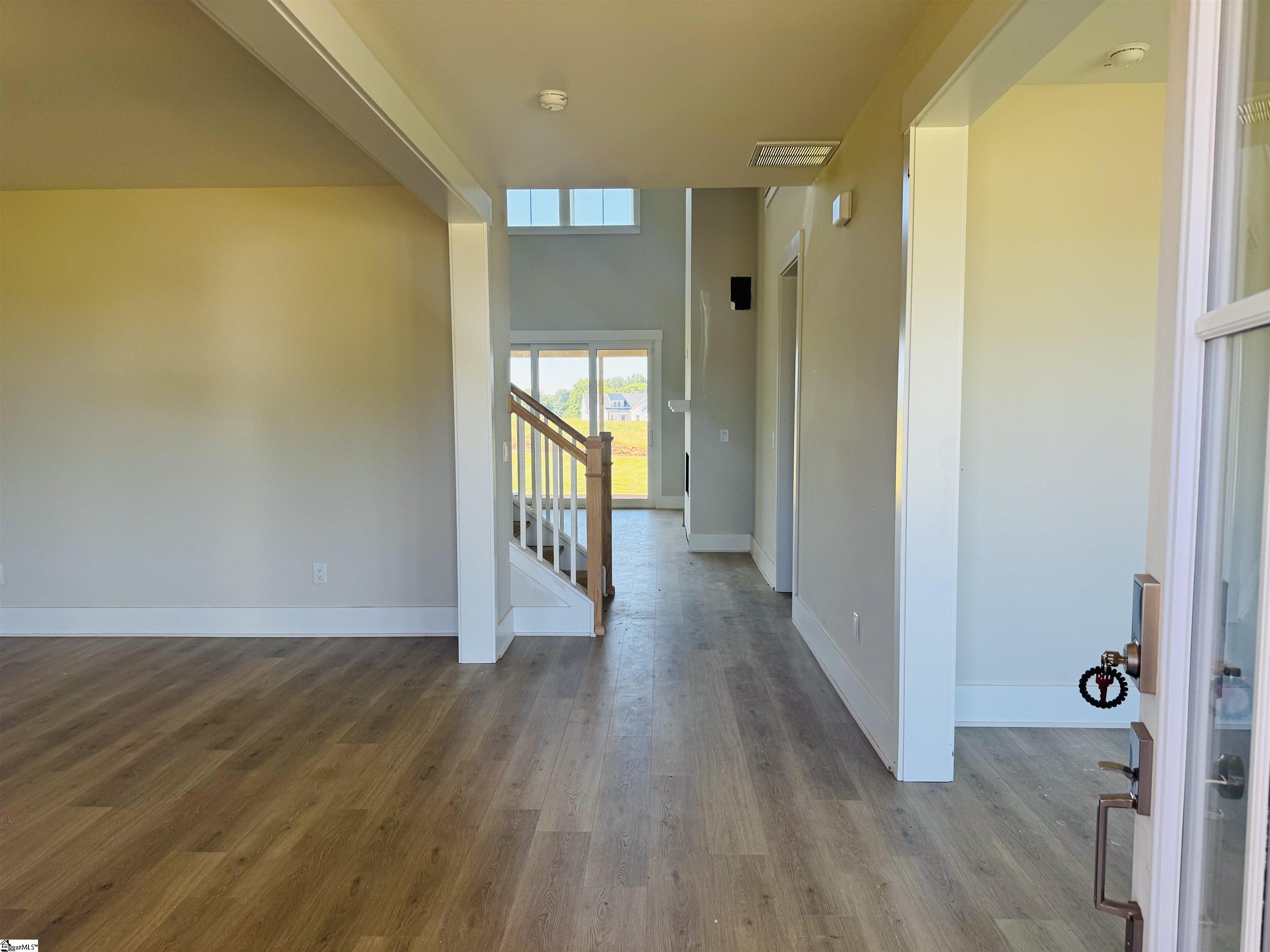 104 Birch Horizon Avenue Property Photo 5